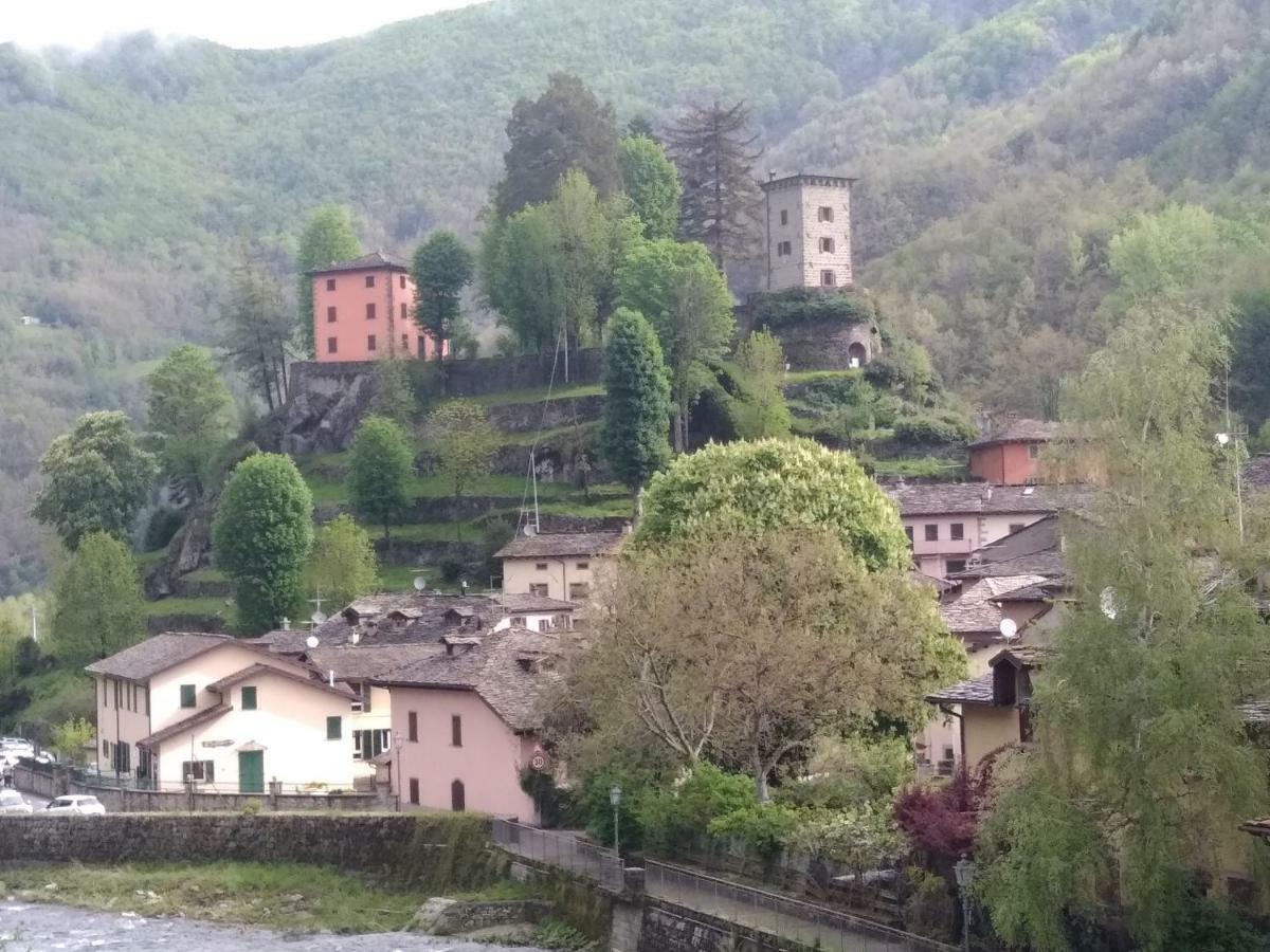 Torre Riva Dimora Storica Villa Фиумалбо Екстериор снимка